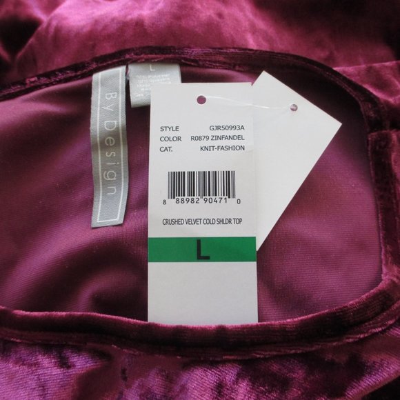 NWT - By Design crushed velvet top - sz L - Picture 2 of 3